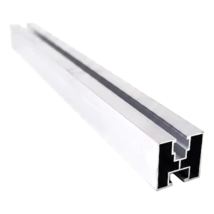 Profilé de montage PV en aluminium 40×40 mm / 625 cm – pour boulons hexagonaux M10