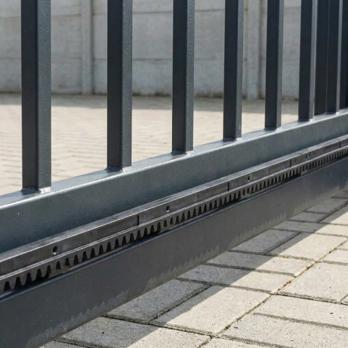Crémaillère pour portails coulissants autoportants Plastique L1000X20 jusqu'à 800 kg 000-204 (2)